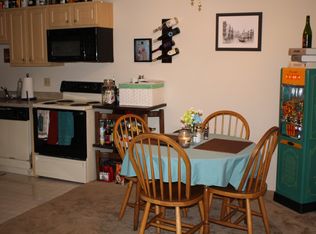 1720 Nemoke Trl APT 8, Haslett, MI
