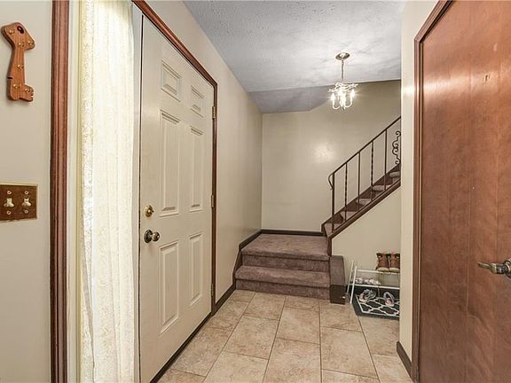 2nd image of 6230 Orchard Hill Blvd