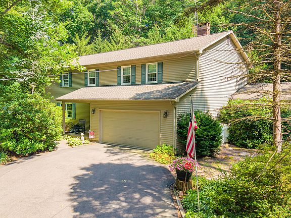 5th image of 3403 Sunbury Rd