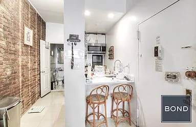 Rented by Bond New York