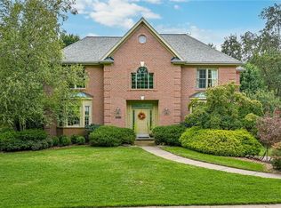 3166 Canterbury Dr, Allison Park, PA 15101