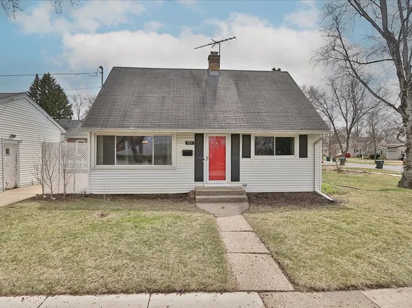 709 W Glencoe Rd, Palatine, IL 60067