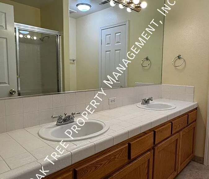 9908 N Meridian Ave — Photo 14