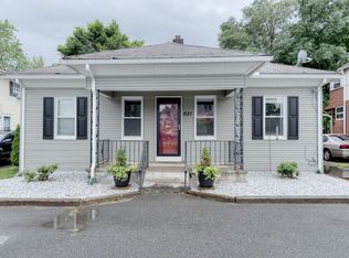 631 Springfield St, Feeding Hills, MA 01030