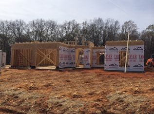 5811 Marthas Dr, Alexandria, LA 71303