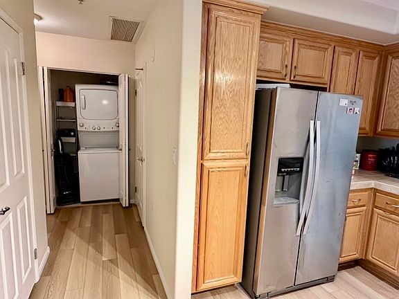 5th image of 235 Market St Unit 102