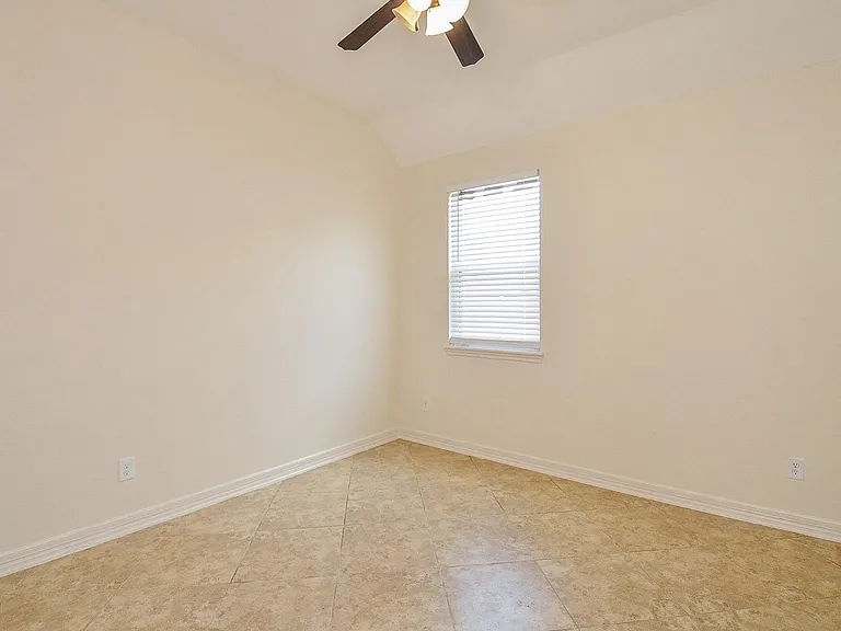 6510 Arroyo Springs Ln — Photo 16