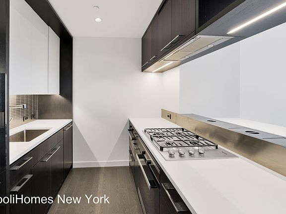 3rd image of 1 Manhattan Sq #15K