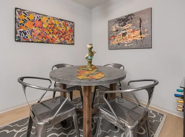 Lemay Lake Apartments — Photo 14