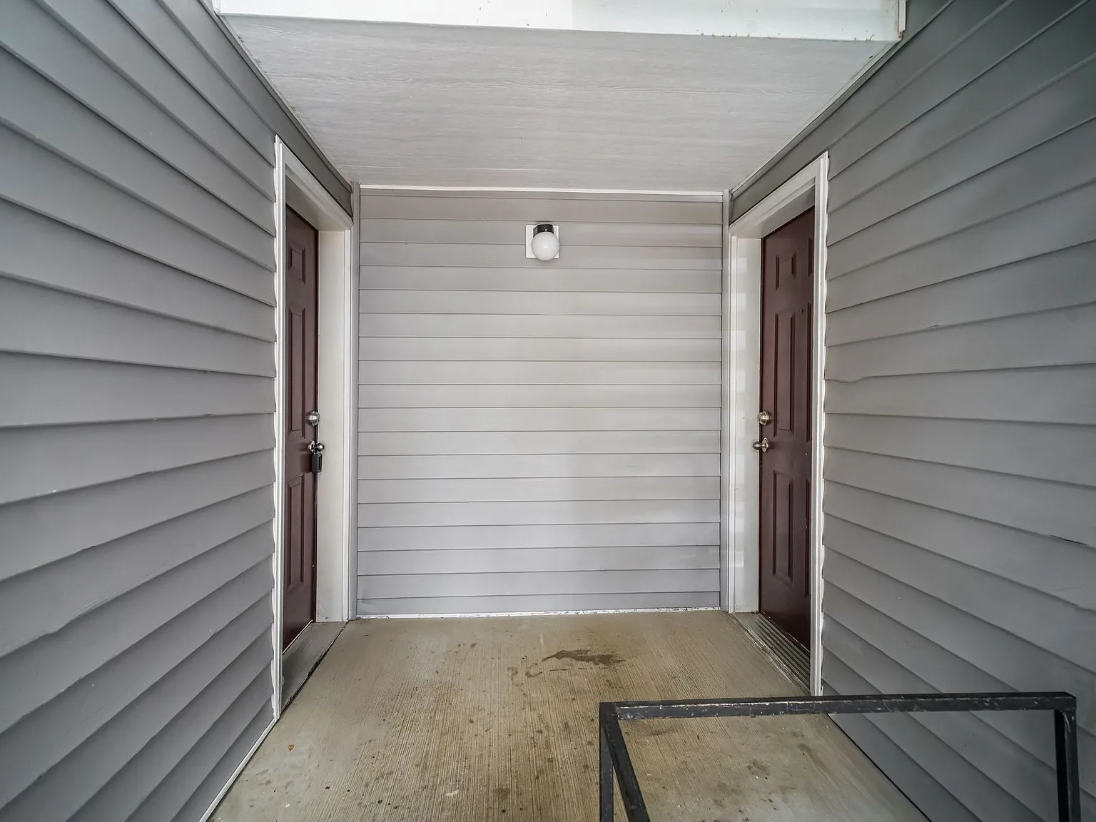 Crystal Lake Apartments — Photo 2