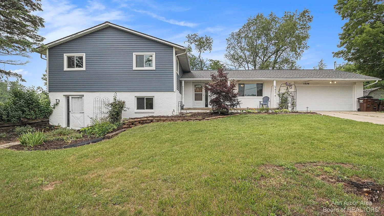 1236 Bishop Rd photo 1