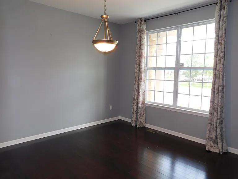 4251 Lilac Ln — Photo 4