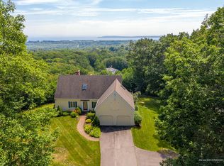 4 Bristol Dr, Rockport, ME 04856