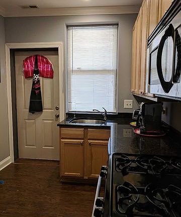5th image of 2301 W Rosemont Ave #14