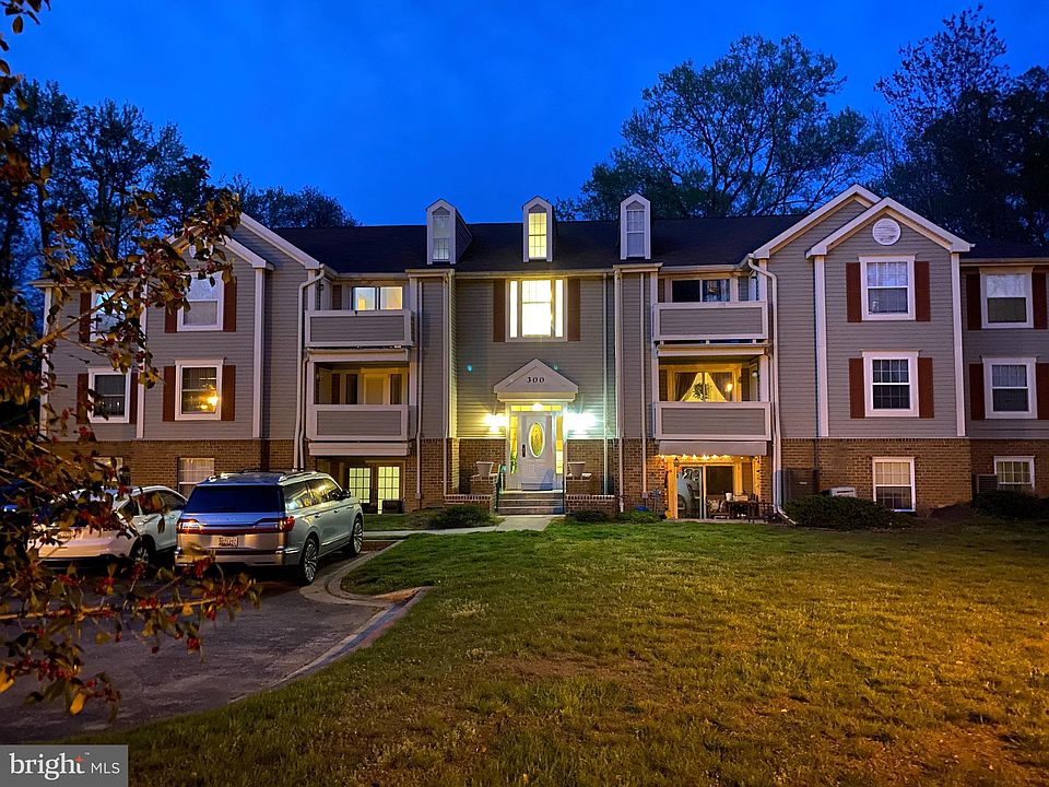 1st image of 318 Long Cove Ln #K