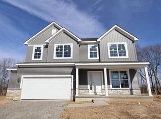 58 Chambers Bay Rd, Commercial Pt, OH 43116