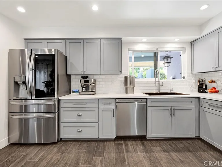 8746 Ruffner Ave — Photo 8