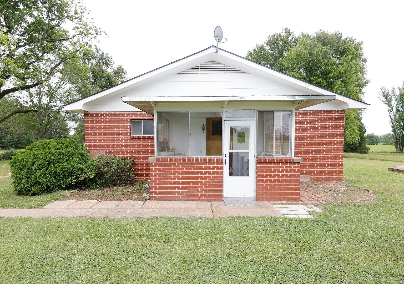7037 Lilly Rd — Photo 3
