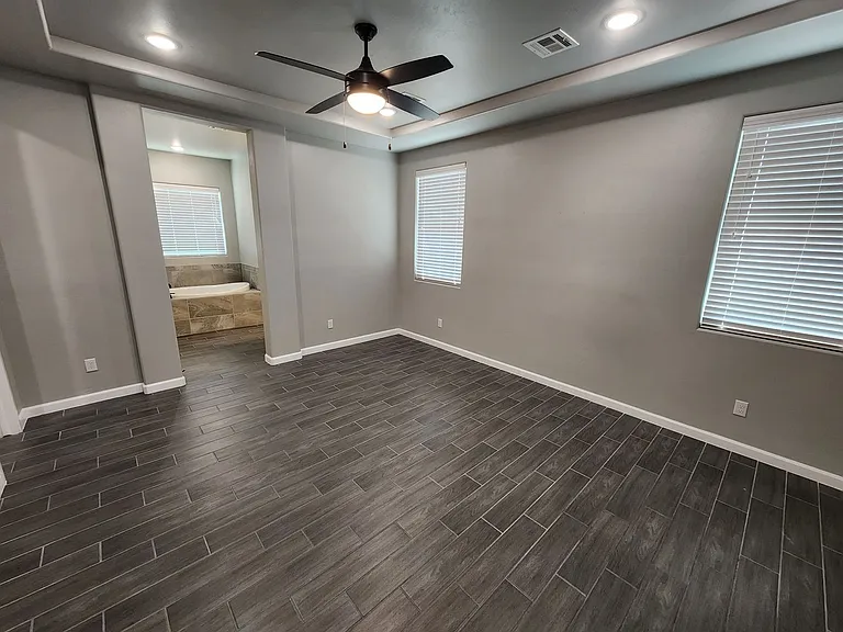 4711 Big Springs St — Photo 13