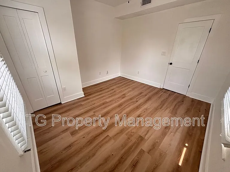 30 Sanford St #B — Photo 14