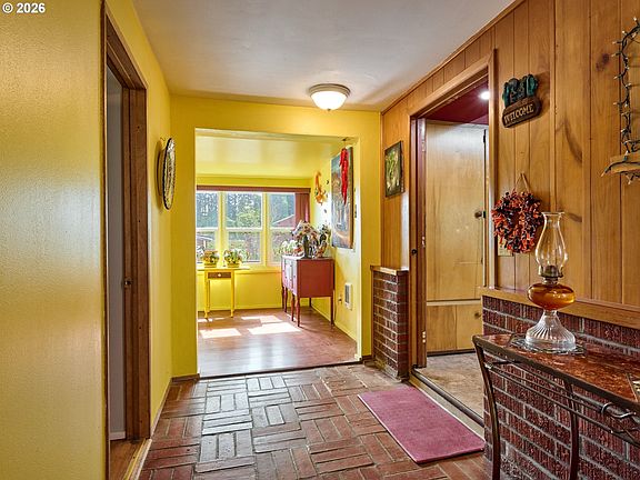4th image of 5724 S Anderson Rd