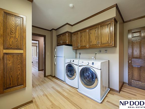 5th image of 1820 Greenbriar Ln