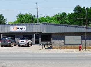 1207 E Jackson St, Hugo, OK 74743