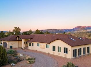 802 Wild Herb Rd, Dammeron Valley, UT 84783