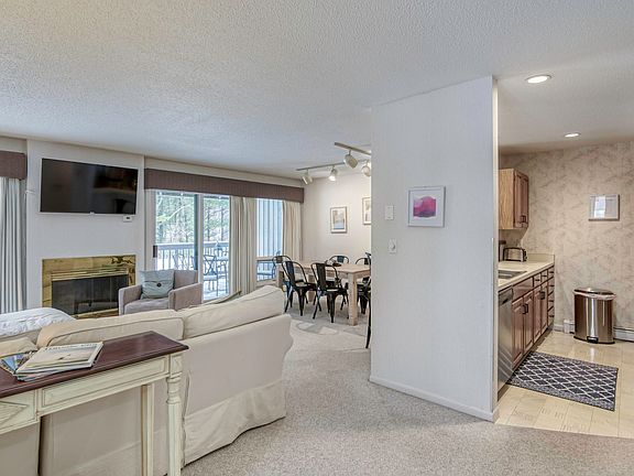 5th image of 5729 Hilltop Way #9