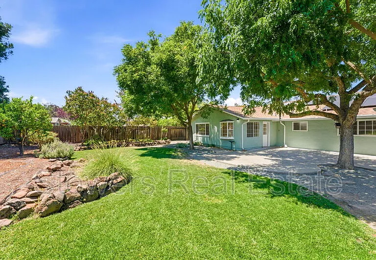 1574 Alpine Dr — Photo 52