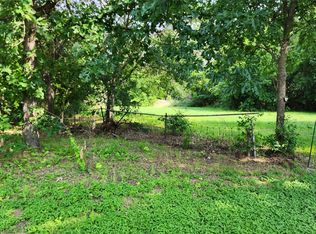 2 N Denton Ave, Justin, TX 76247