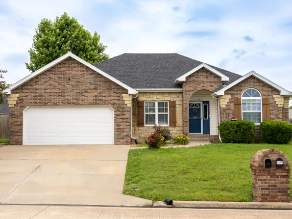 1585 S Mission Avenue, Bolivar, MO 65613