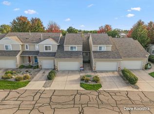 2934 Edgestone Dr, Hudsonville, MI 49426