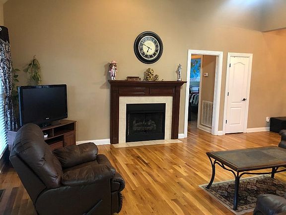 5th image of 2817 Laurelstone Ln