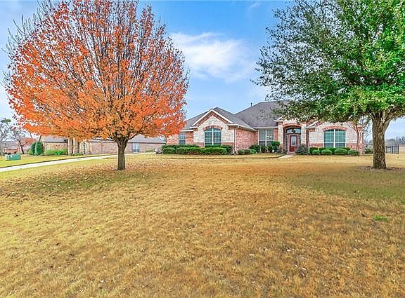 3rd image of 7012 Twin Hills Dr