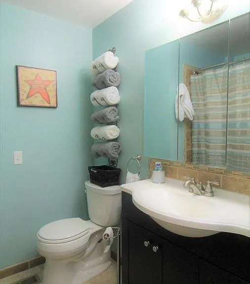 335 NW Larry St — Photo 13