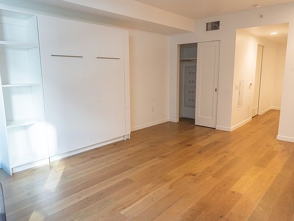 5th image of 1808 Minor Ave #1109