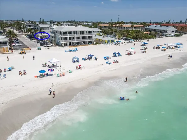 103 66th St #10, Holmes Beach, FL 34217