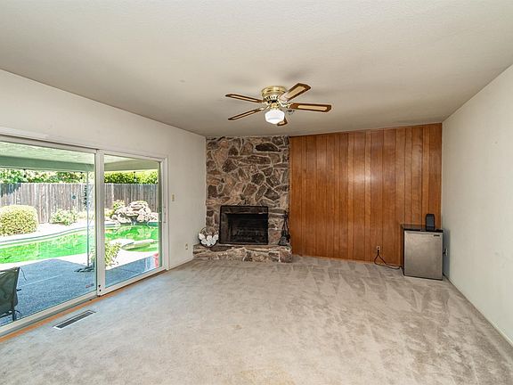 2nd image of 6985 Flintwood Way