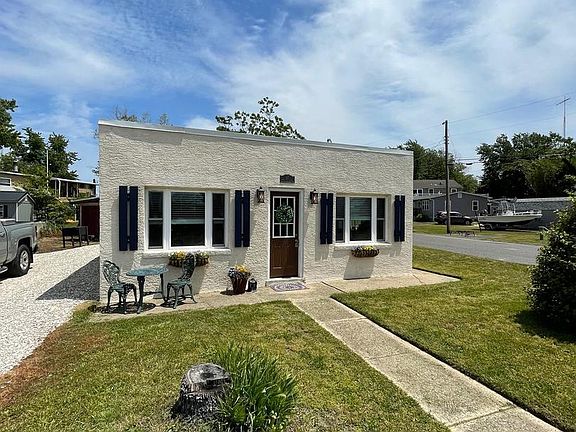 2nd image of 97 Garrison Ave