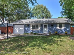 402 Conifer Dr, Forked River, NJ 08731