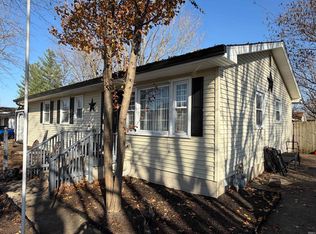 1812 Circle Dr, Bedford, IN 47421