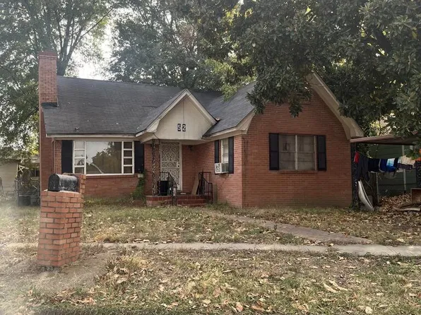 E Gloste 527, Greenville, MS 38701