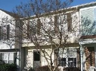 2168 Mager Dr, Herndon, VA 20170