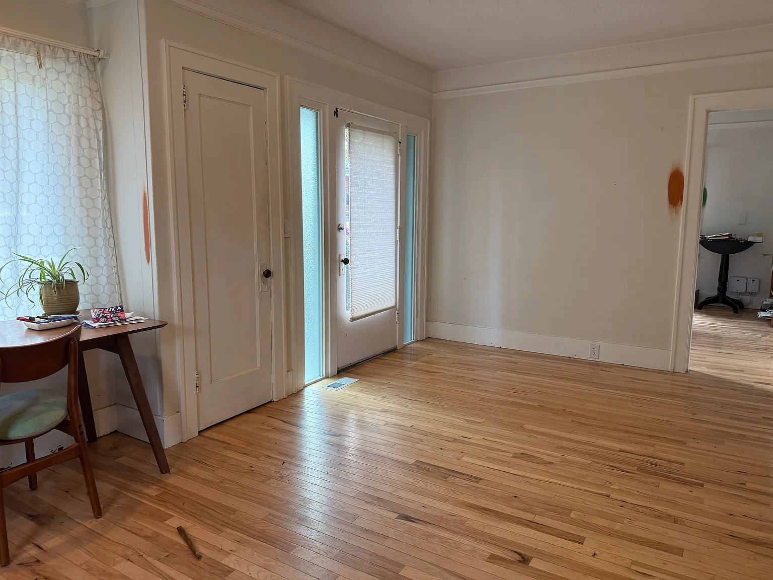 2 bed, 892 sqft, $2,600 — Photo 4