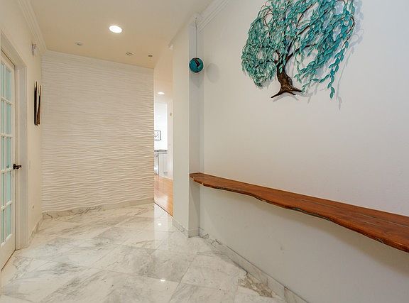 3rd image of 33 W Huron St APT 304