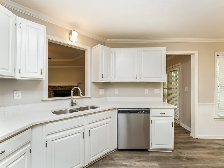 3580 Traddsprings Way — Photo 8