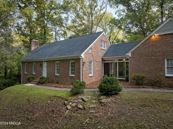 738 Glen Cove Dr, Macon, GA 31210