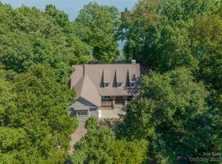 758 Catawba River Rd, Great Falls, SC 29055