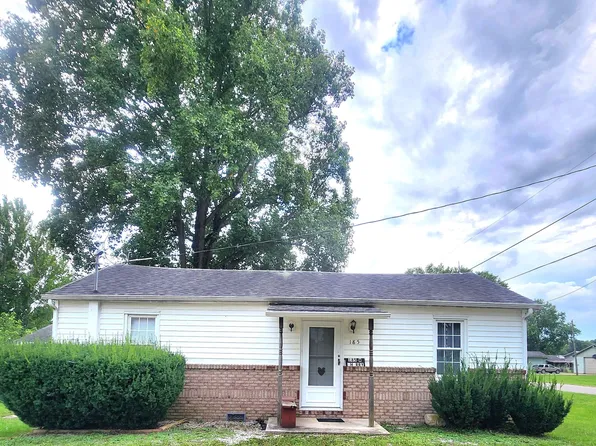 185 W Cherry St, Cayuga, IN 47928